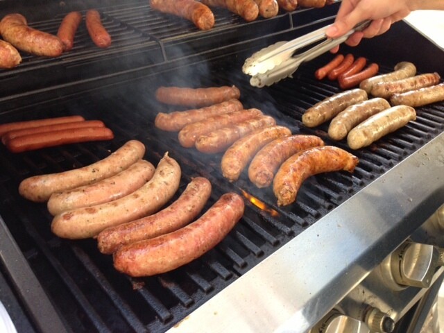 Walker&#39;s Gourmet Pure Pork &amp; Beef Jumbo Sausages  Beech Wood Cold Smoked - In Natural Pork Casings 650g