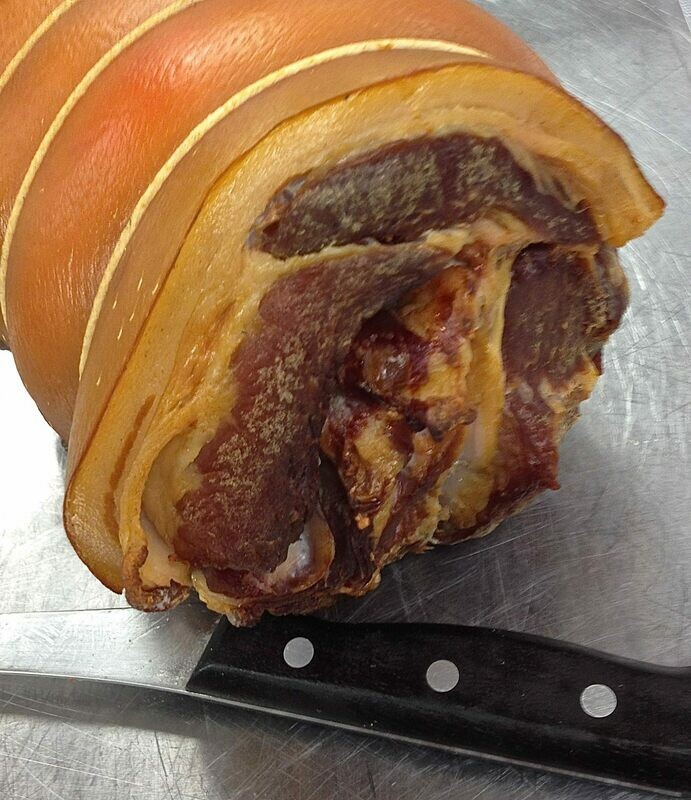 BLAIR HOUSE FARM - TRADITIONAL OLD STYLE - GAMMON CURED - RIND ON - COLLAR BACON JOINT - COLD SMOKED with BEECH WOOD x 0.950g