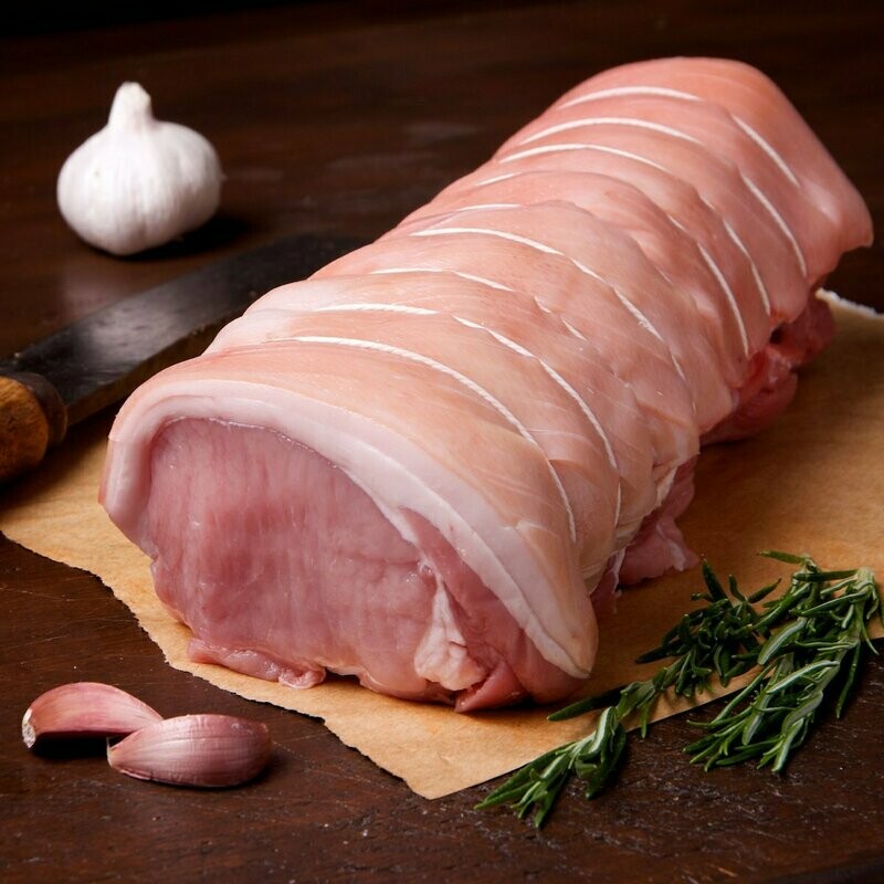 BLAIR HOUSE FARM - PRIME CENTRE LOIN BONELESS - CRACKLIN ON - PORK ROASTING JOINT x +/- 0.907g(2Lbs)