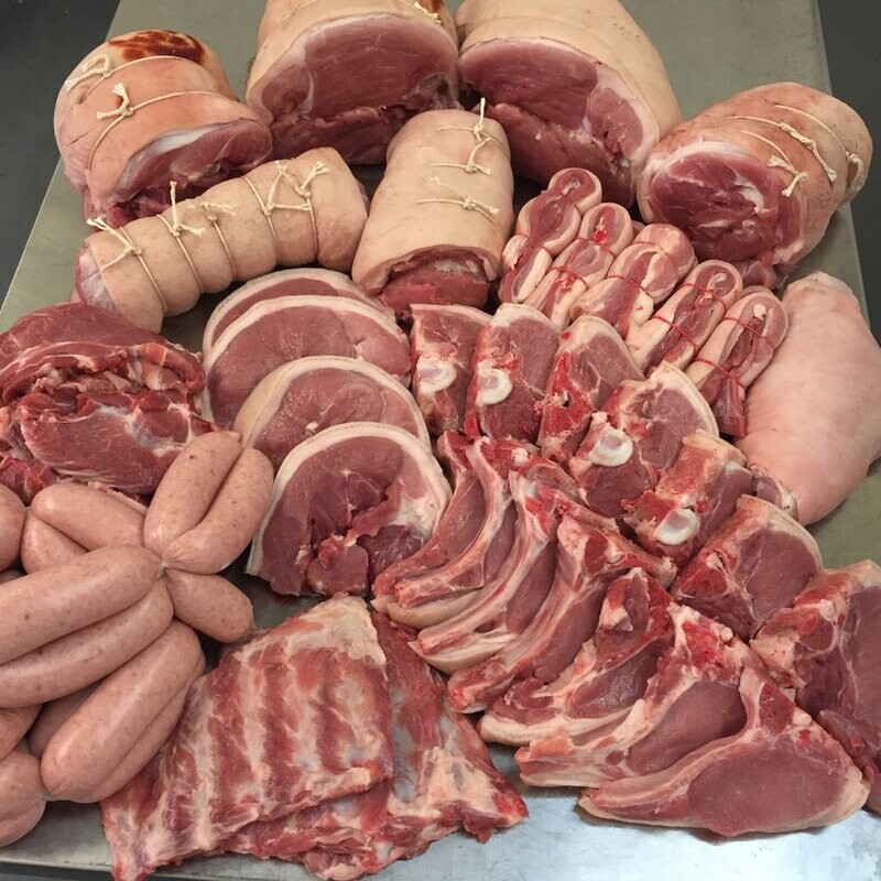 BLAIR HOUSE FARM - TRADITIONAL FARMHOUSE - OUTDOOR REARED - FULL PORCINE for FREEZER - 2No SIDES of PORK x +/- 45kg(+/- 99lbs)