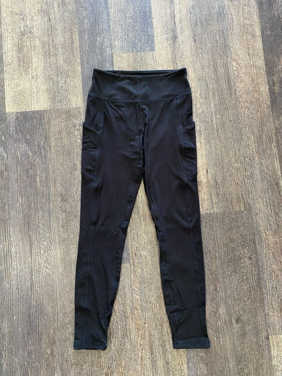 butter pocket leggings