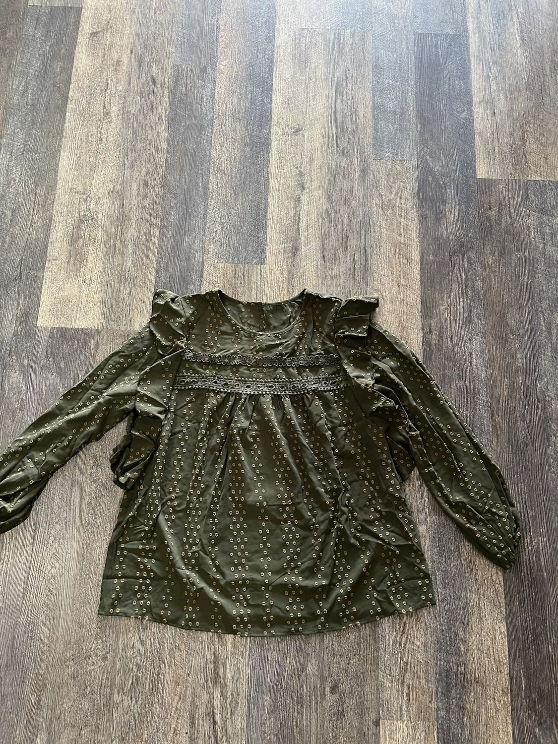 Brown swiss dot long sleeve top