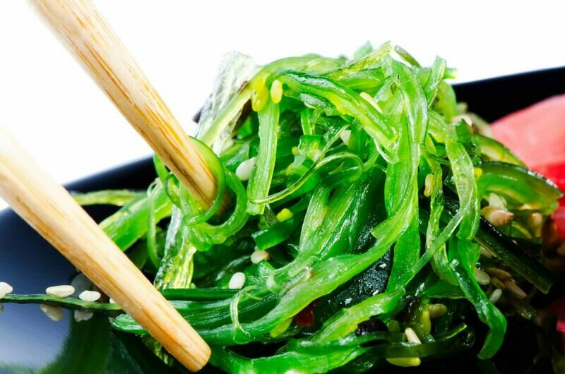 ALGA WAKAME CON SÉSAMO (150 GR)