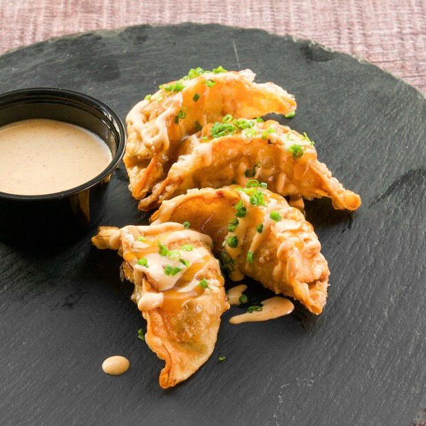 GYOZAS POLLO CRUJIENTES (6 piezas)