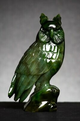 Greenstone Owl Sculpture NZ Genuine Inanga stone - Parawa