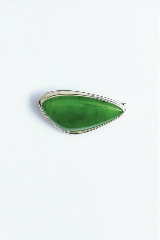 Moko Pounamu Greenstone and Silver Contemporary Brooch Lrg  - AMB6SL