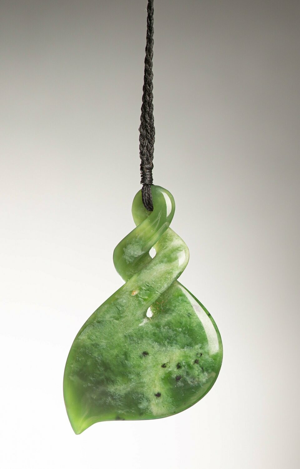 Moko Pounamu Double Pikorua (Twist) NZ Genuine Kawakawa Flower Greenstone - Takahe SALE