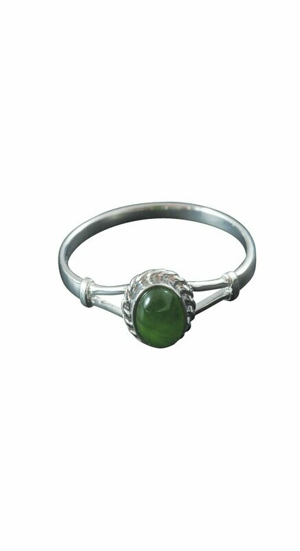 Moko Pounamu NZ Genuine Greenstone and Sterling Silver Rope Detail Ring  - AM2RS