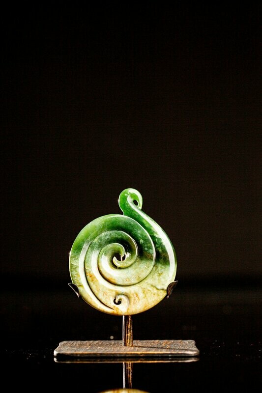 Moko Pounamu Triple Koru Sculpture NZ Genuine Marsden Flower Greenstone - Oue