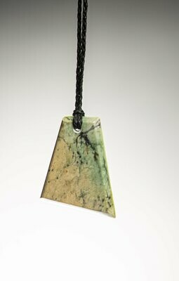 Moko Pounamu Kuru Drop NZ Genuine Inanga Flower Greenstone  - Kauri