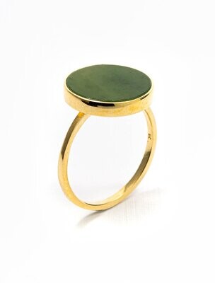 Moko Pounamu Unisex Round NZ Genuine Greenstone & 9ct Gold Ring