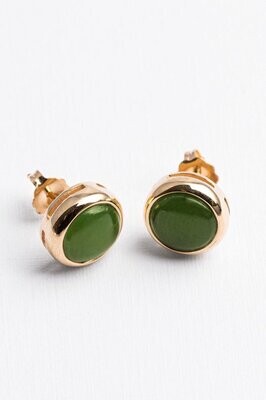 Moko Pounamu 8mm Round Greenstone & 9ct Gold Stud Earrings - ES11G