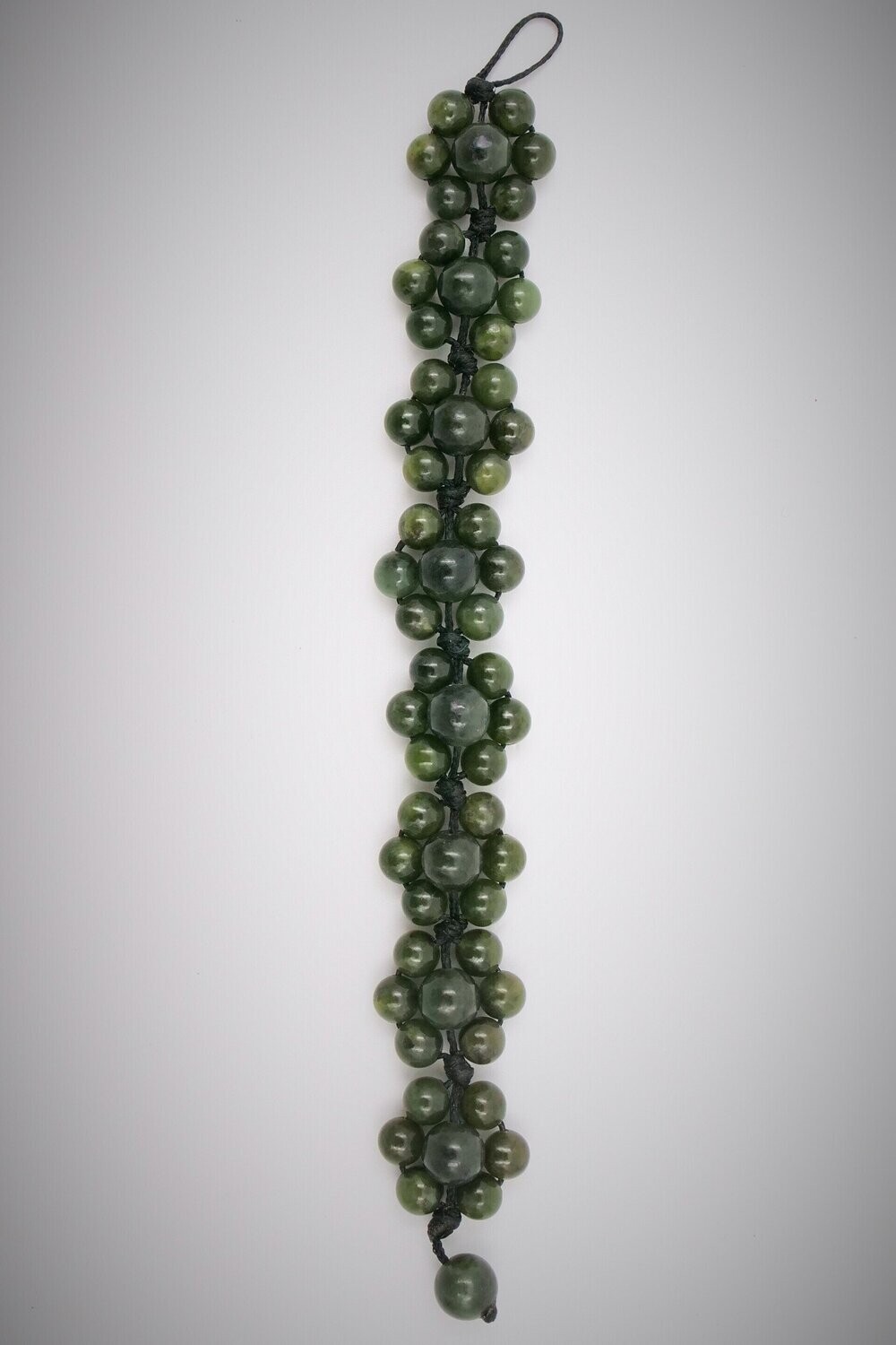Moko Pounamu,  Nephrite Jade Bead Bracelet 05113