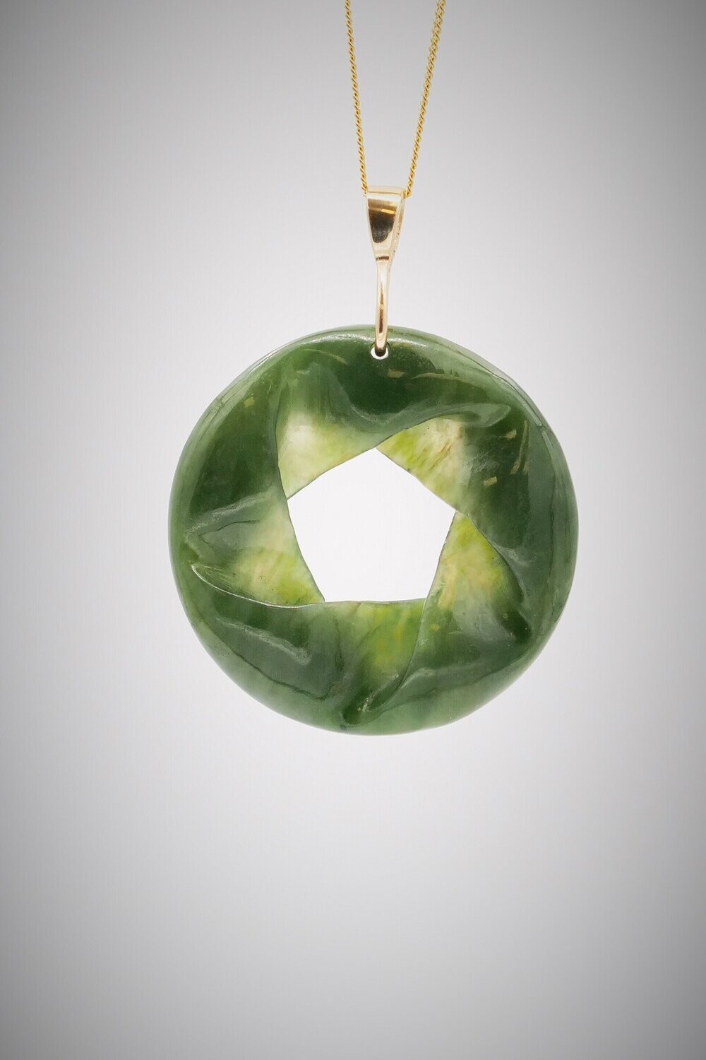 Moko Pounamu Southern Cross Genuine NZ Kawakawa Greenstone and 9ct Gold - Te Kainga Bay