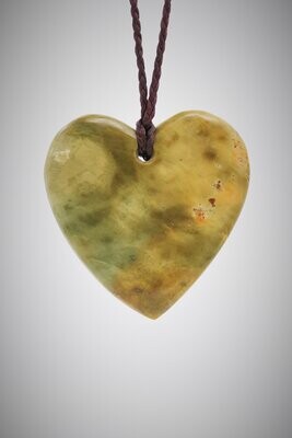 Moko Pounamu Heart NZ Genuine Marsden Flower  Greenstone - Whangaimoana