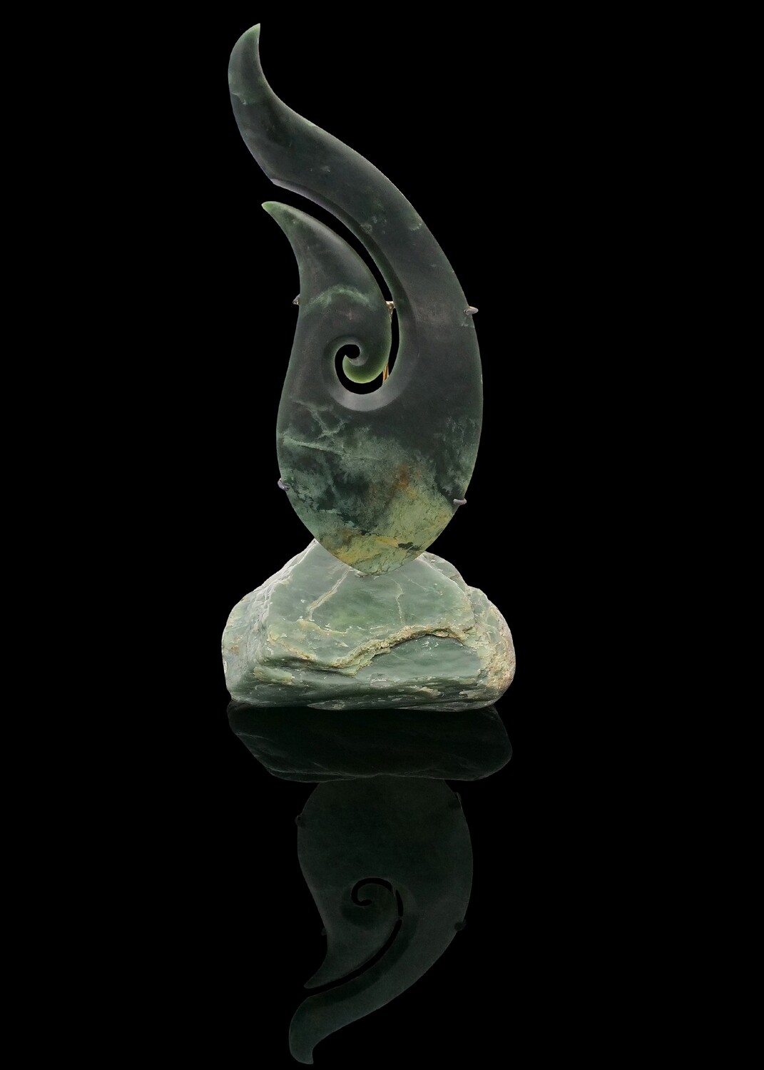 Moko Pounamu Matau (Hook) NZ Genuine Kawakawa Flower Greenstone - Waiterimu