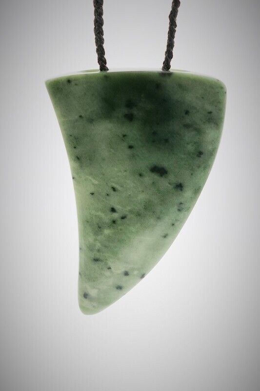Moko Pounamu  Rei Niho (tooth) NZ Genuine Kokopu Greenstone - Kerepehi