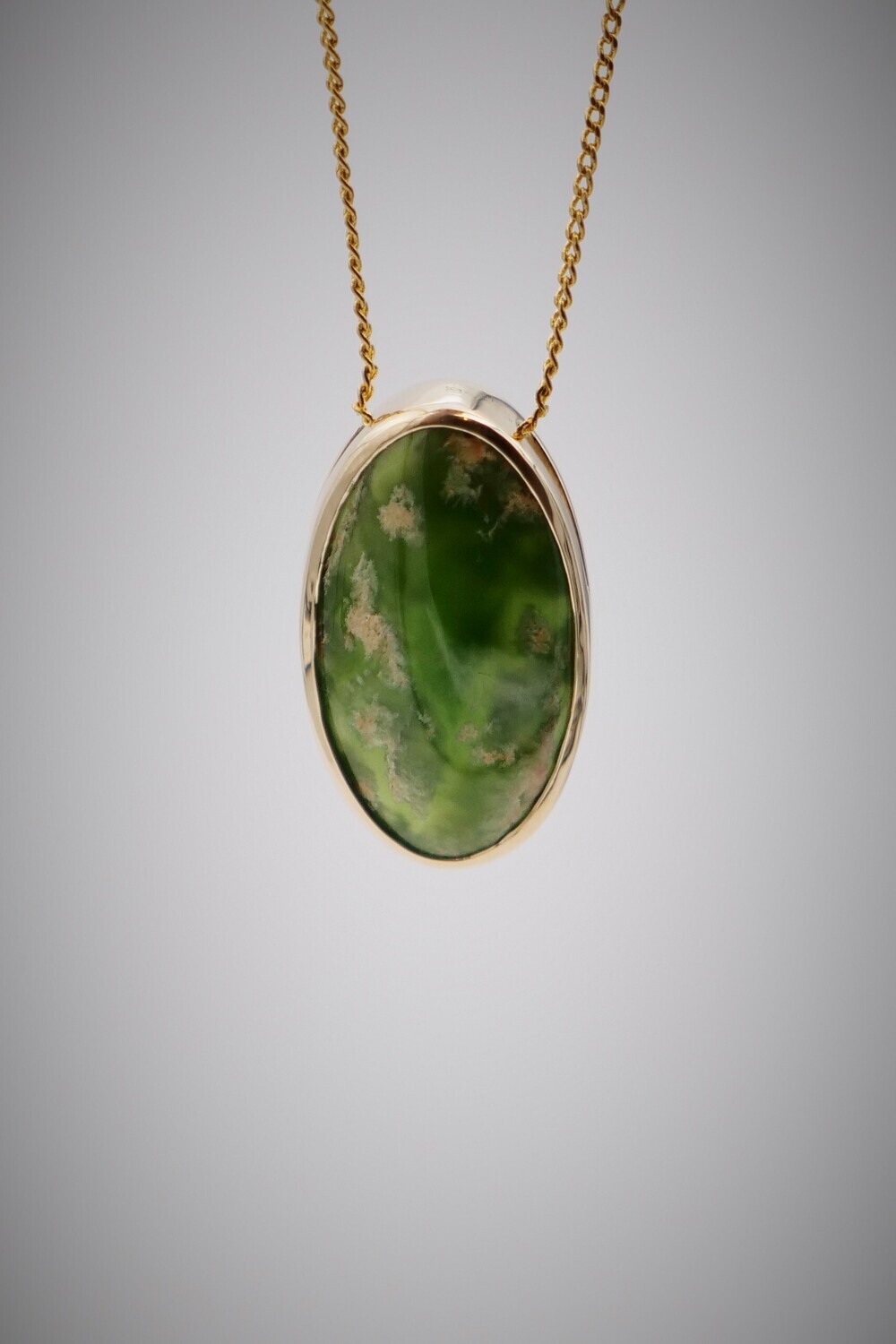 Moko Pounamu Gilt Jewellery Marsden Flower Pounamu & 9ct Gold Pendant 08185