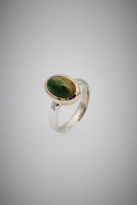 Gilt Jewellery Sterling Silver and 9ct Gold Greenstone Oval Cut Ring Sml