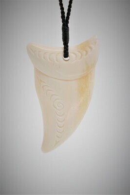 Moko Pounamu Rei Niho Bone Carving 08260