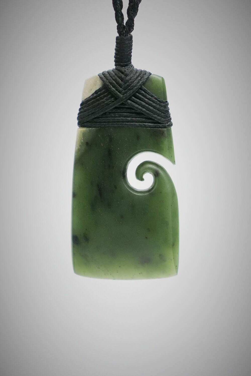 Greenstone Toki NZ Genuine Kawakawa Flower Jade - Koheroa