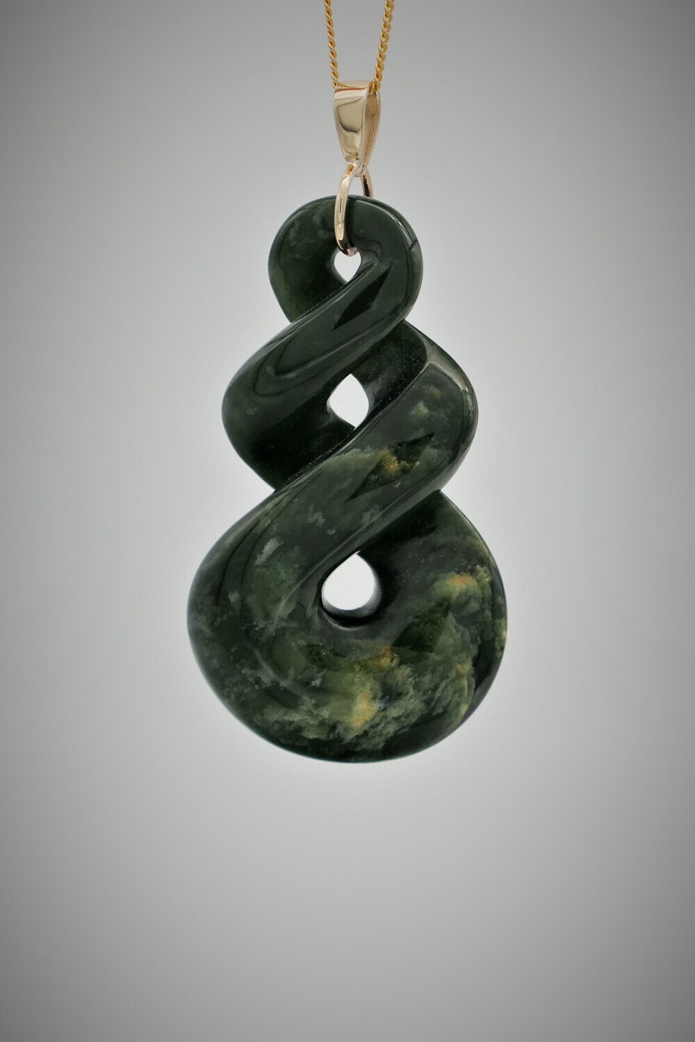 Moko Pounamu Double Pikorua NZ Genuine Kawakawa Flower  Greenstone & 9ct Gold Pendant - Waitiki
