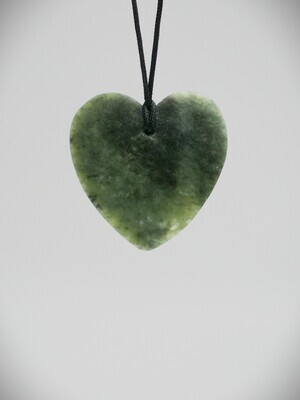 Moko Pounamu Heart NZ Genuine Kawakawa Greenstone - Papawai