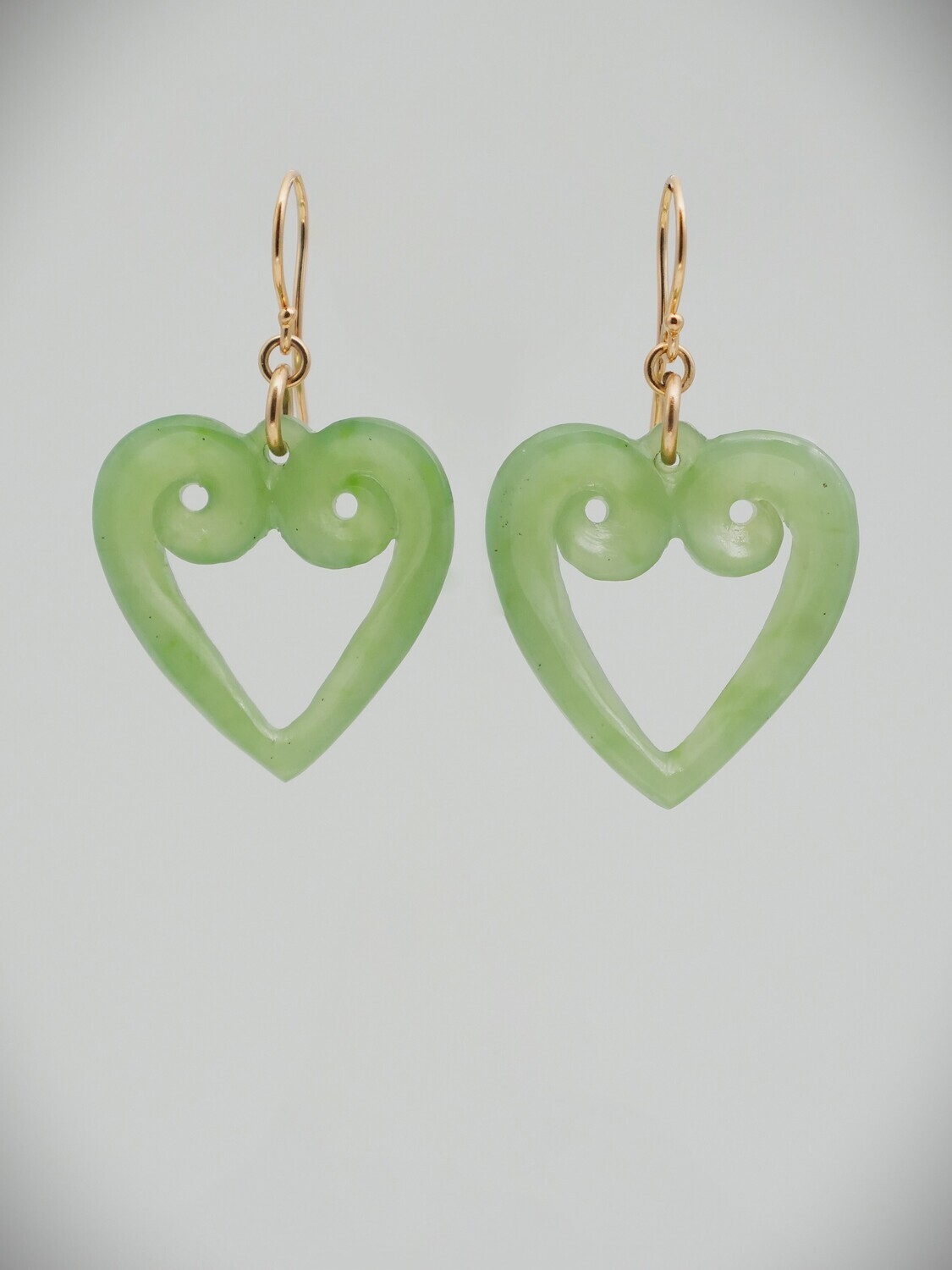Moko Pounamu NZ Genuine Inanga Greenstone & 9ct Gold Heart Earrings 02639