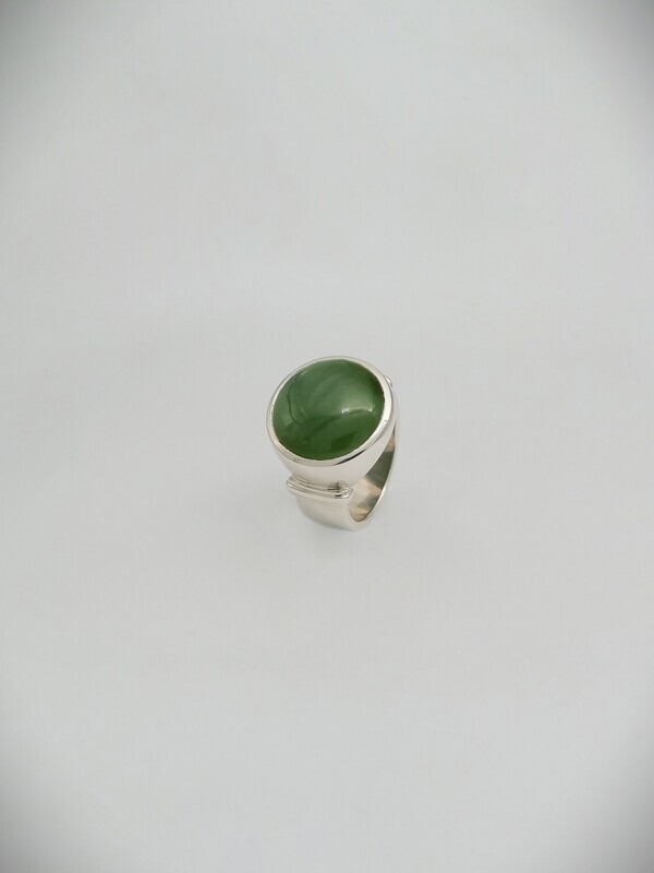 Moko Pounamu Gilt Jewellery Kawakawa Pounamu & Sterling Silver Ring 10176