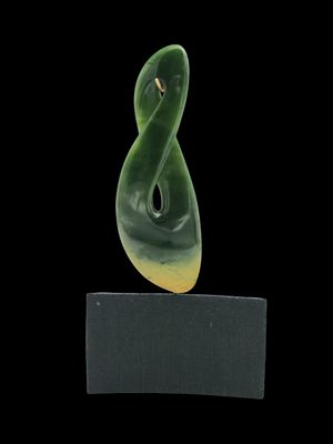 Moko Pounamu Pikorua (Twist) Sculpture NZ Genuine Marsden Flower Greenstone  - Wakukupa