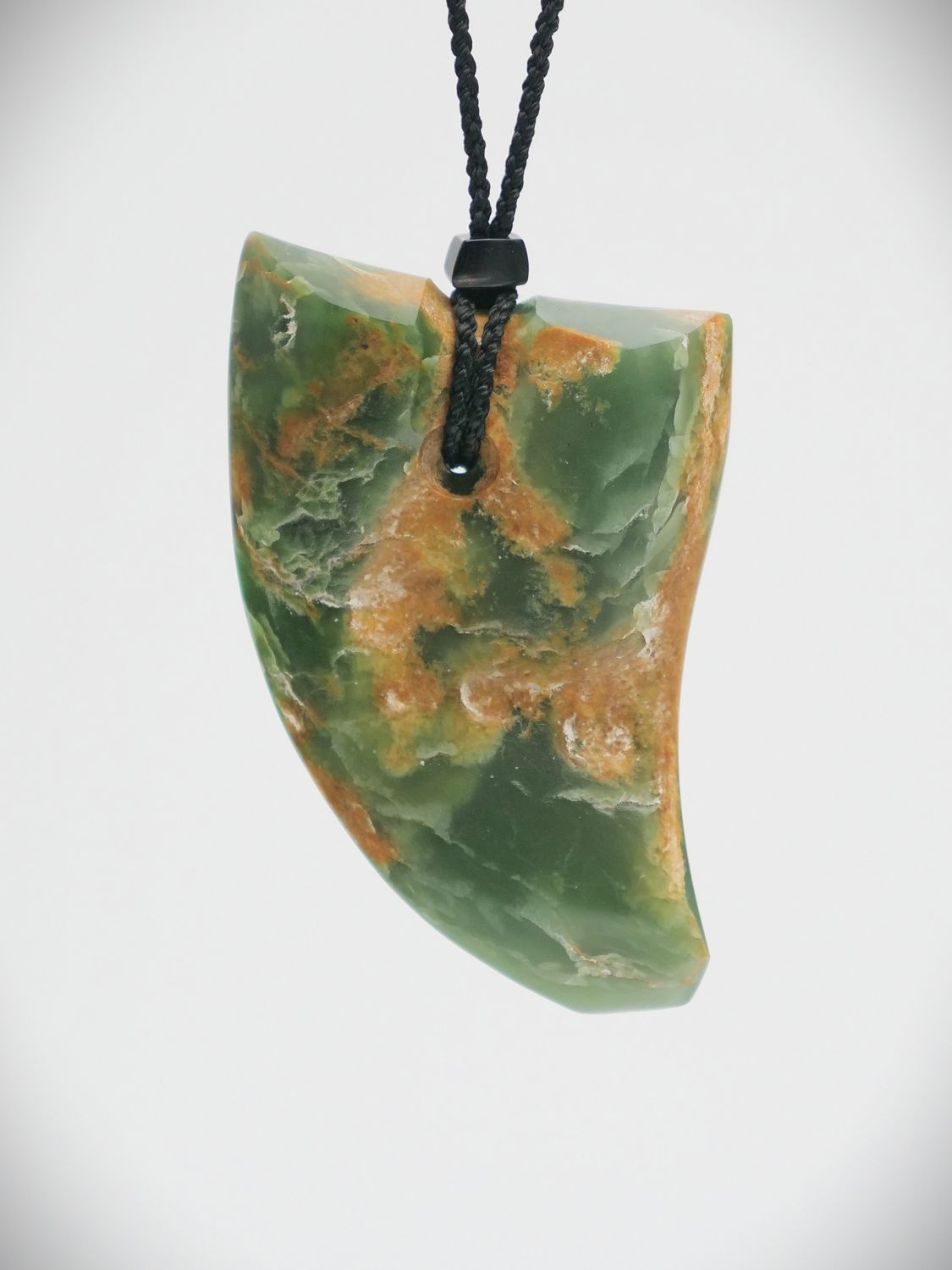 Moko Pounamu  Rei Niho (Eye Tooth) NZ Genuine Kahurangi Flower Greenstone - Kaitarakihi