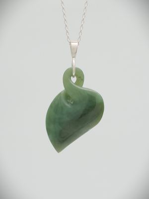 Moko Pounamu Single Pikorua NZ Genuine Inanga Flower Greenstone & Sterling Silver - Makarewa