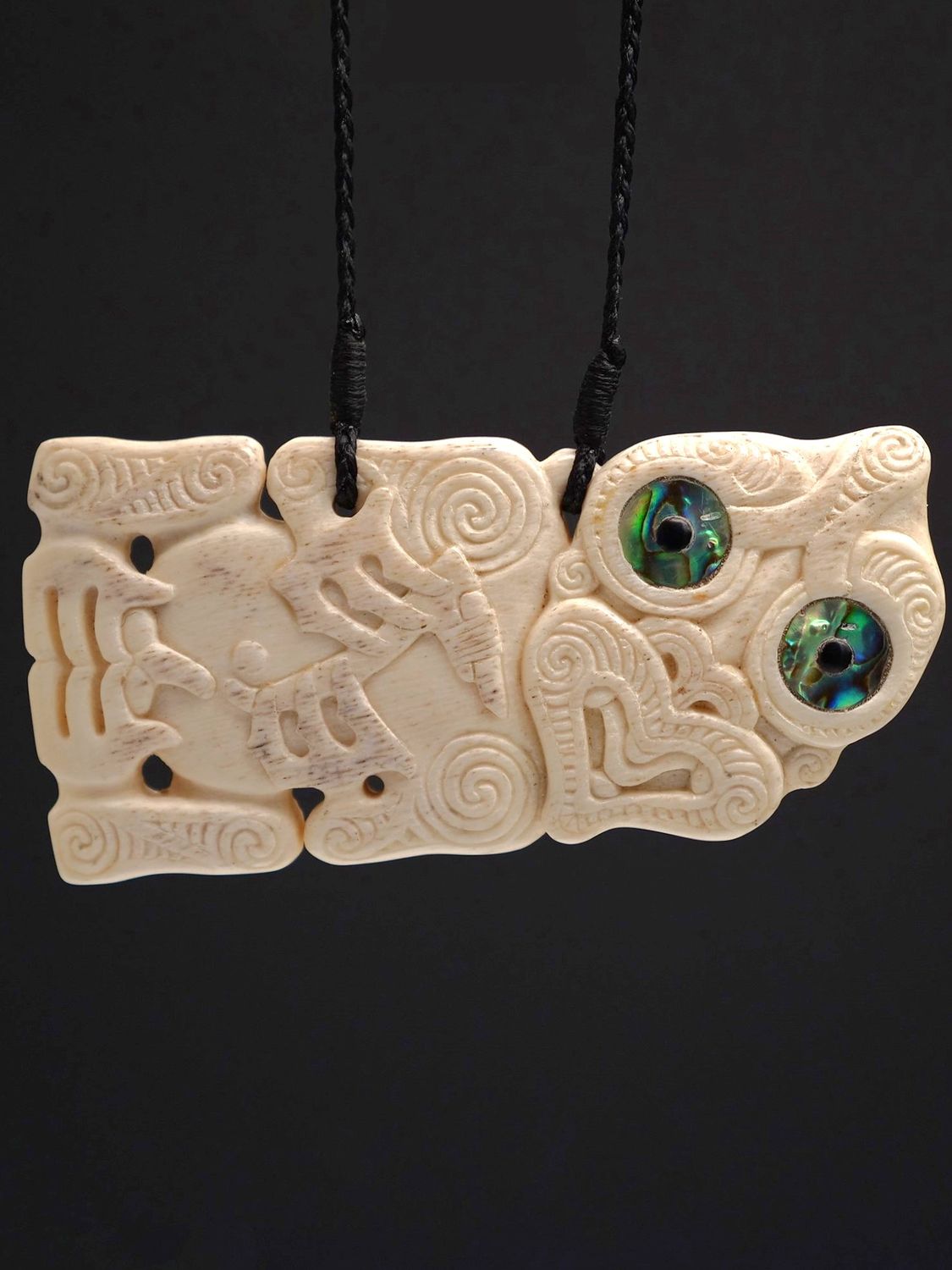 Moko Pounamu Hei Tiki Genuine Whale Bone Carving - Kuriwao
