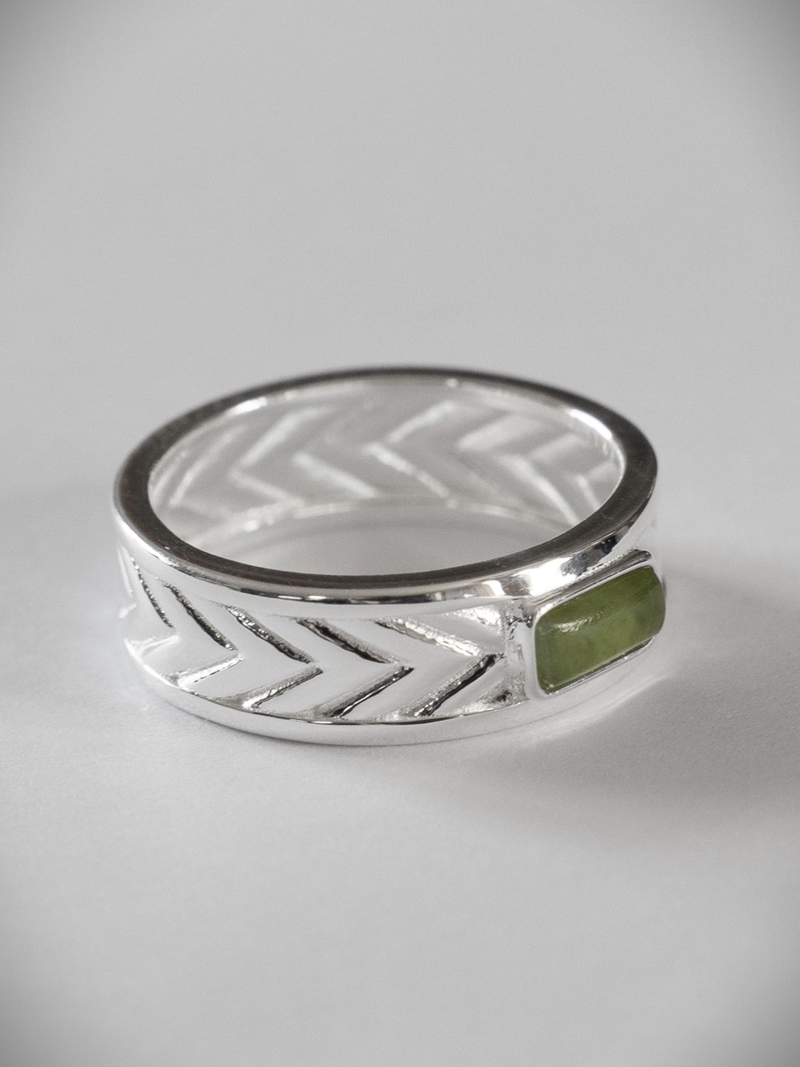 Moko Pounamu Greenstone and Sterling Silver Chevron Band Ring - KR12