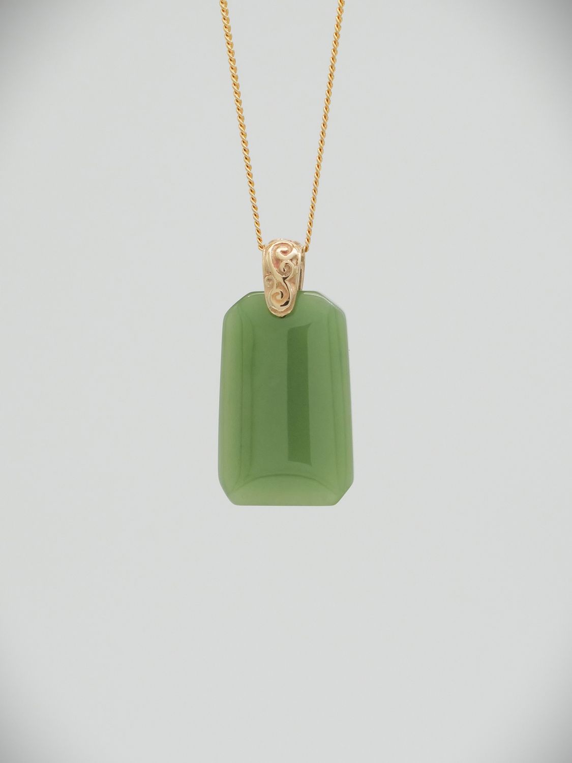 Moko Pounamu Kuru Drop NZ Genuine Inanga Greenstone & 9ct Gold - Anakoha