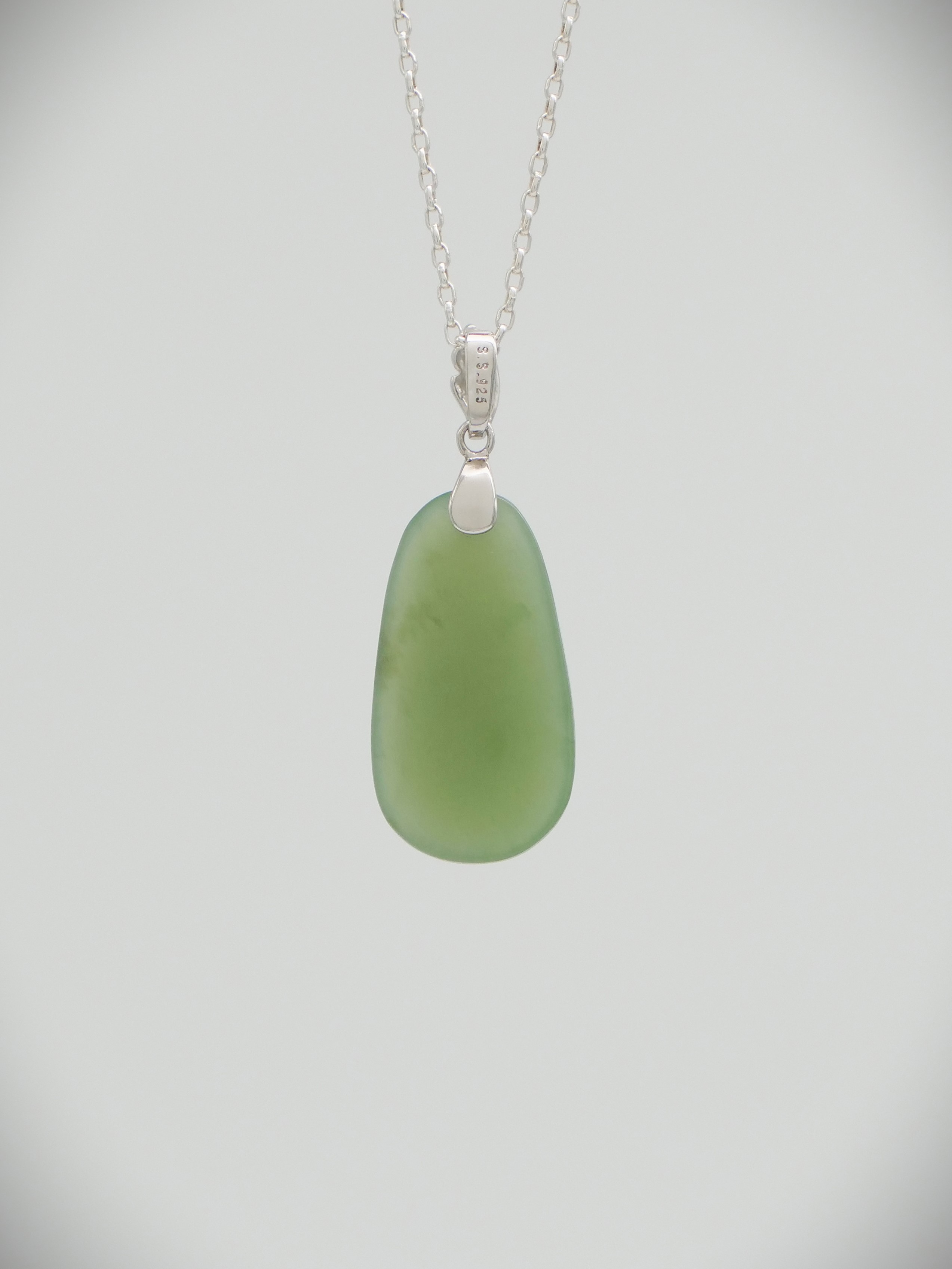 Moko Pounamu Roimata (Teardrop) NZ Genuine Inanga Greenstone & Sterling Silver - Kaihiku