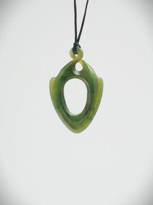 Moko Pounamu Contemporary Single Pikorua (Twist) NZ Genuine Kawakawa Greenstone - Waimumu