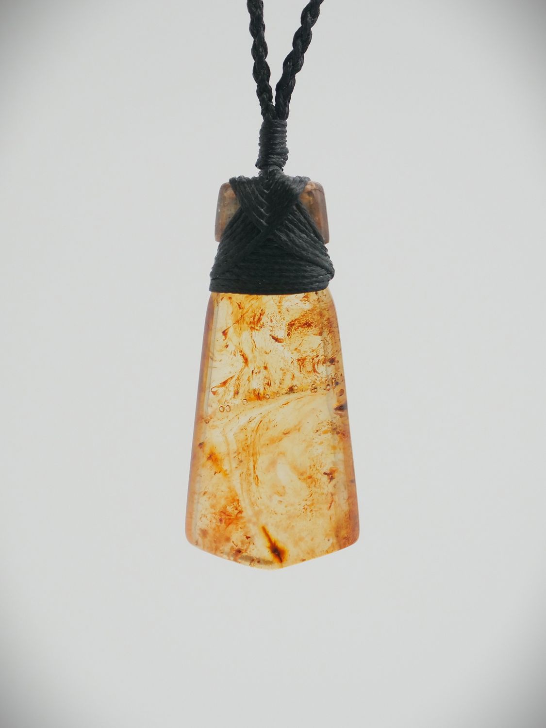 Moko Pounamu, Toki NZ Genuine Kauri Copal Waipiata