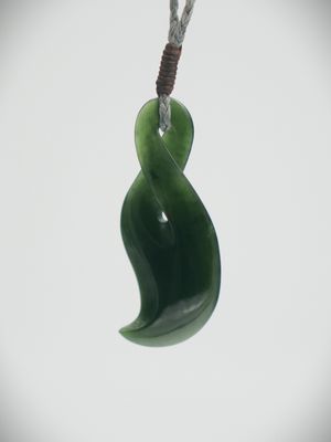 Moko Pounamu Single Pikorua (Twist) NZ Genuine Kawakawa Greenstone - Pukeuri