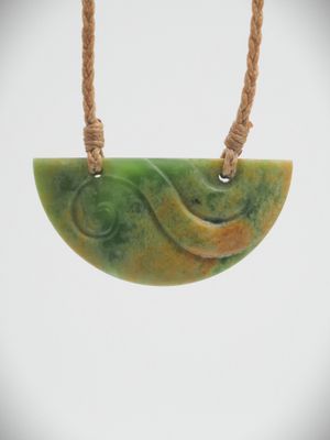 Moko Pounamu Kouma (Breastplate) NZ Genuine Kahurangi Putiputi Flower Greenstone - Otekaieke