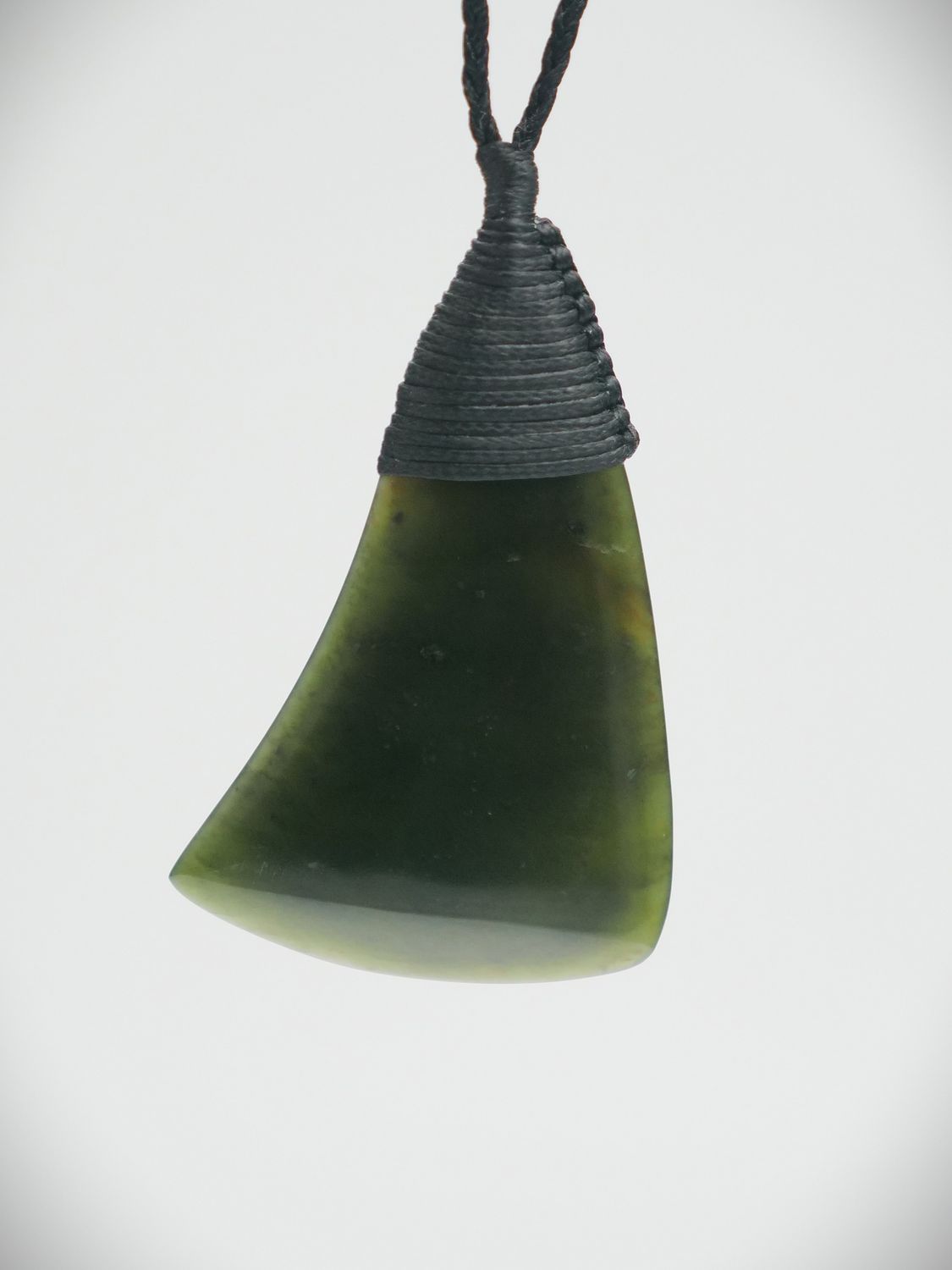 Moko Pounamu Contemporary Toki NZ Genuine Kawakawa Greenstone - Waihao