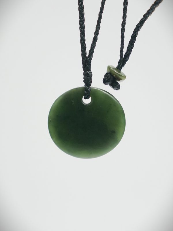Moko Pounamu Porohita (Disc) NZ Genuine Kawakawa Greenstone - Paengaroa