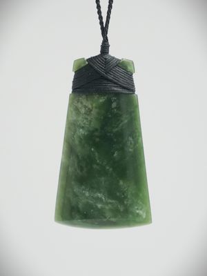 Moko Pounamu Toki NZ Genuine Kahotea Greenstone - Waituhi