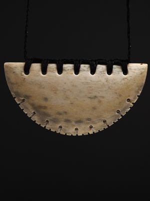 Moko Pounamu Kouma Breastplate Whale Bone Carving - Pohau