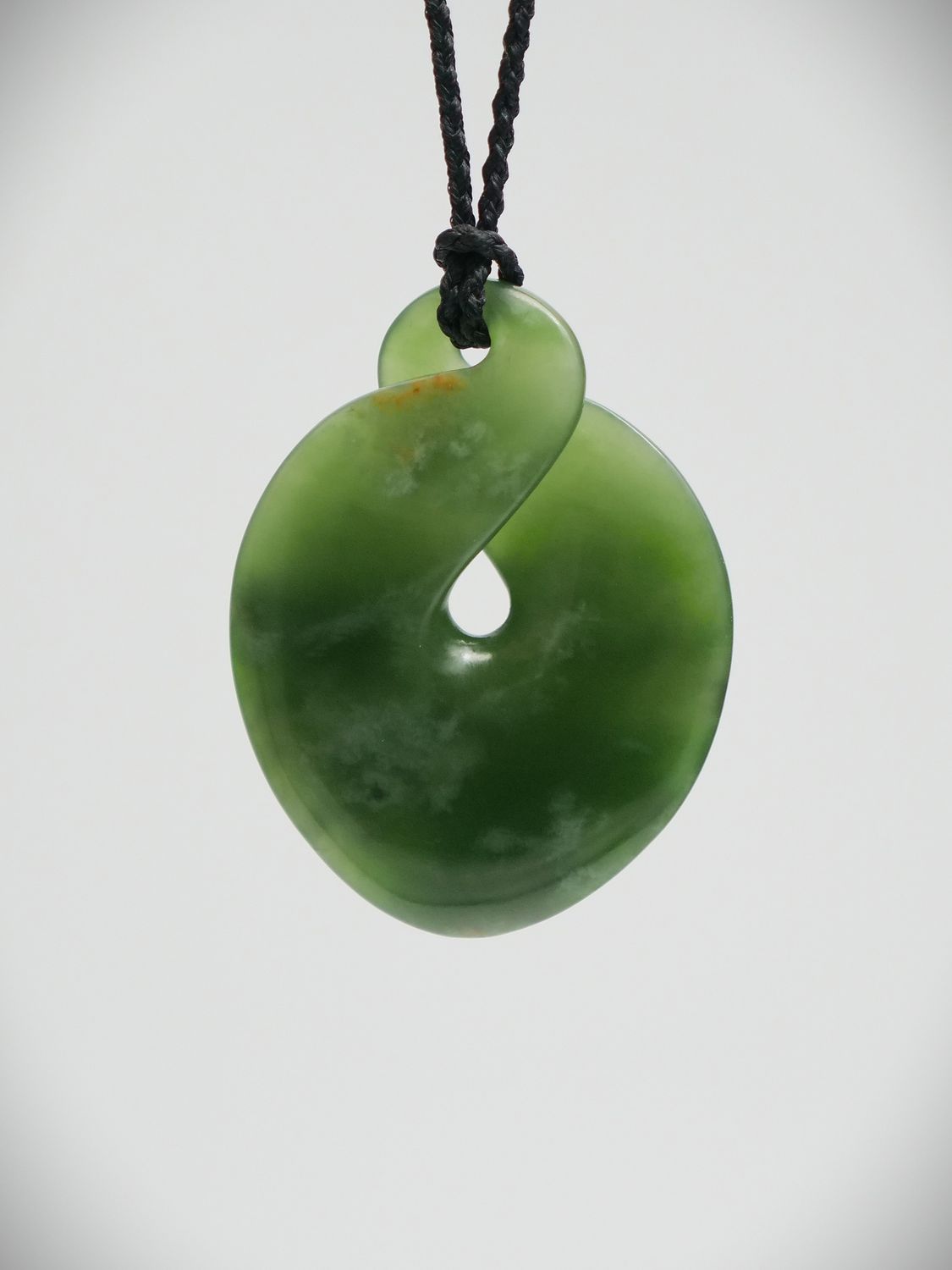 Moko Pounamu Contemporary Pikorua NZ Genuine Kahurangi Flower Greenstone - Harakeke