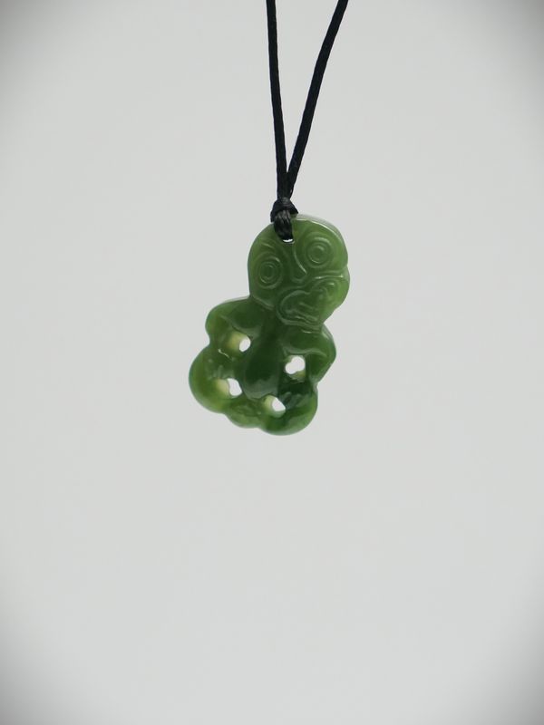 Moko Pounamu Pepe Hei Tiki NZ Genuine Kawakawa - Haumoana