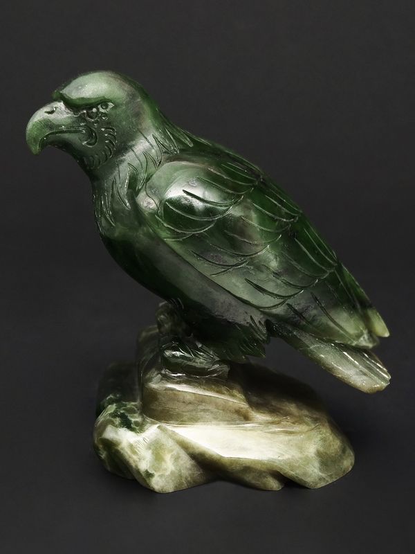 Moko Pounamu Eagle Sculpture NZ Genuine Kawakawa Greenstone - Motukiore