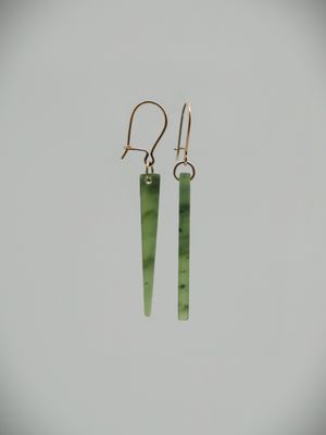 Moko Pounamu NZ Kahurangi Greenstone & 9ct Gold Earrings 12657