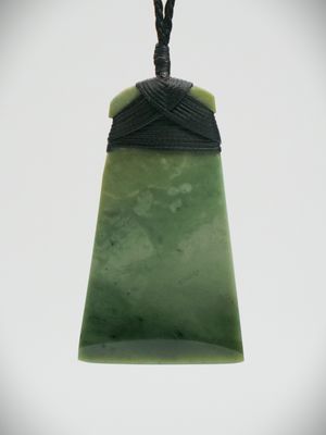 Moko Pounamu Notched Toki NZ Genuine Inanga Flower Greenstone - Haunui