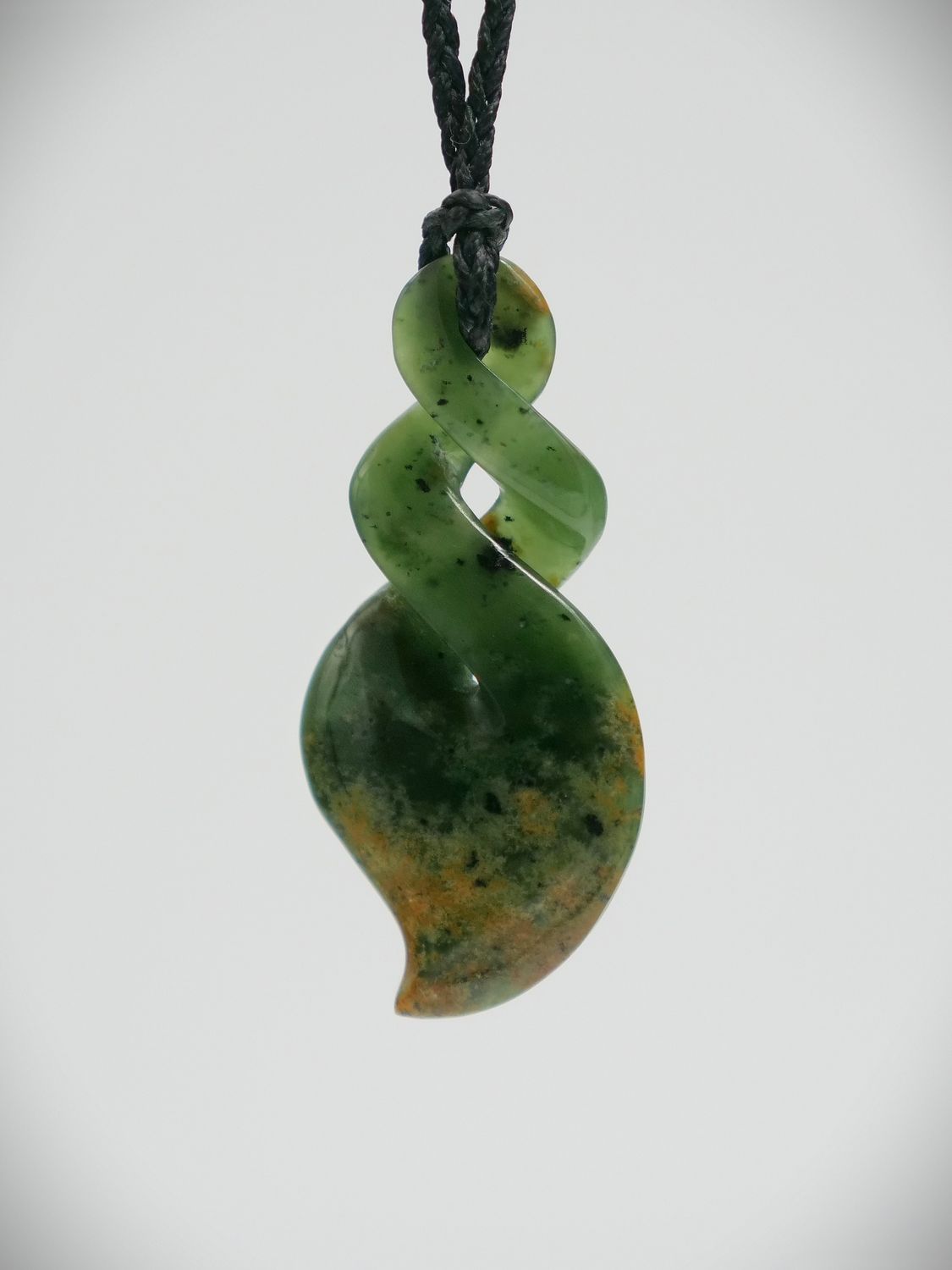 Moko Pounamu Pikorua NZ Genuine Kahurangi Flower Greenstone - Mangati